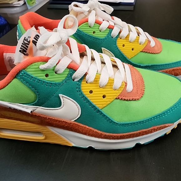 Nike Air Max 90 SE - Picture 5 of 9